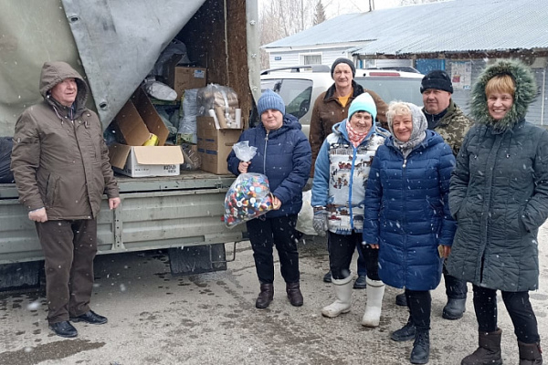 Полтонны вторсырья новосибирцы обменяли на семена цветов