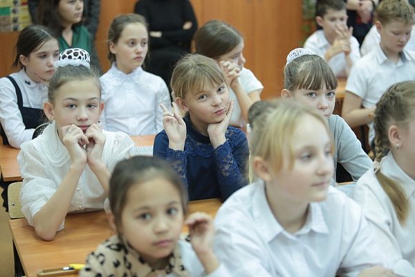 Специалисты МУП "САХ" проводят экоуроки в школах